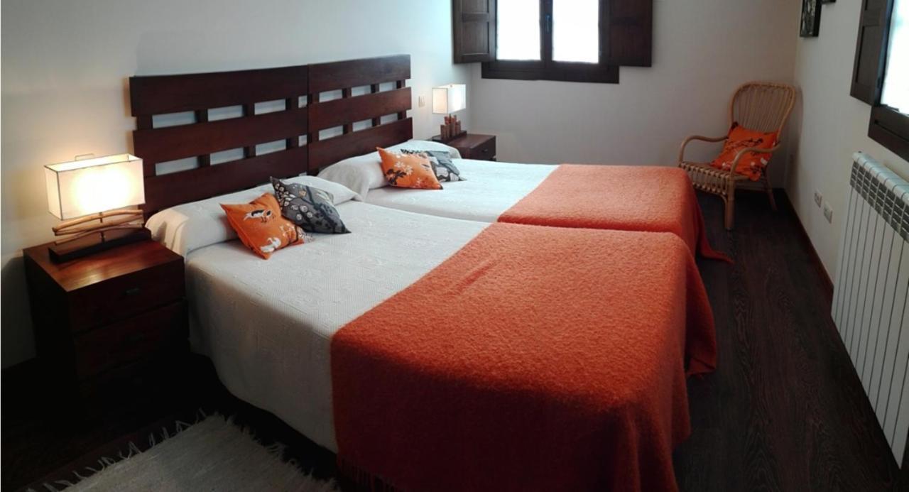 Apartamentos Rurales Casanova 塔皮亚德卡萨列戈 外观 照片