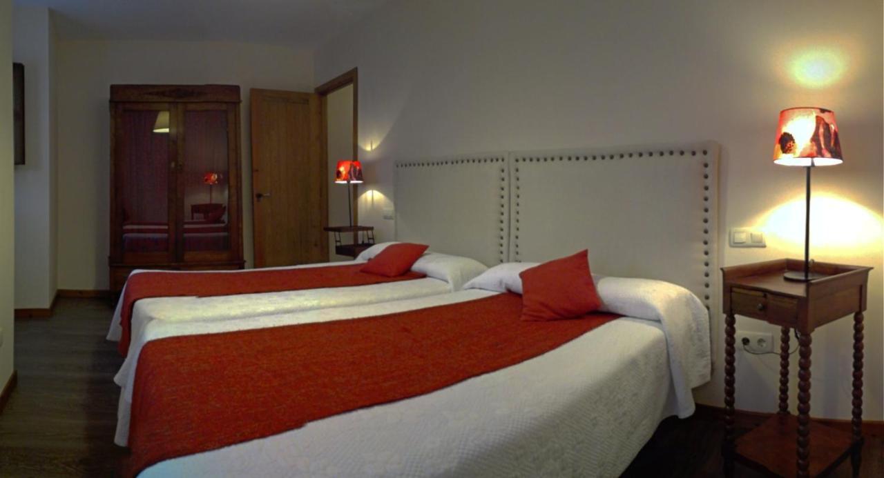 Apartamentos Rurales Casanova 塔皮亚德卡萨列戈 外观 照片