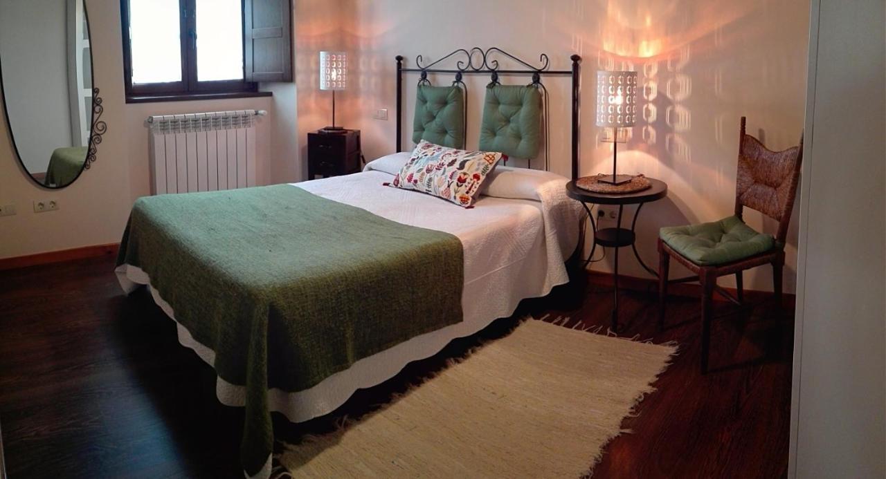Apartamentos Rurales Casanova 塔皮亚德卡萨列戈 外观 照片